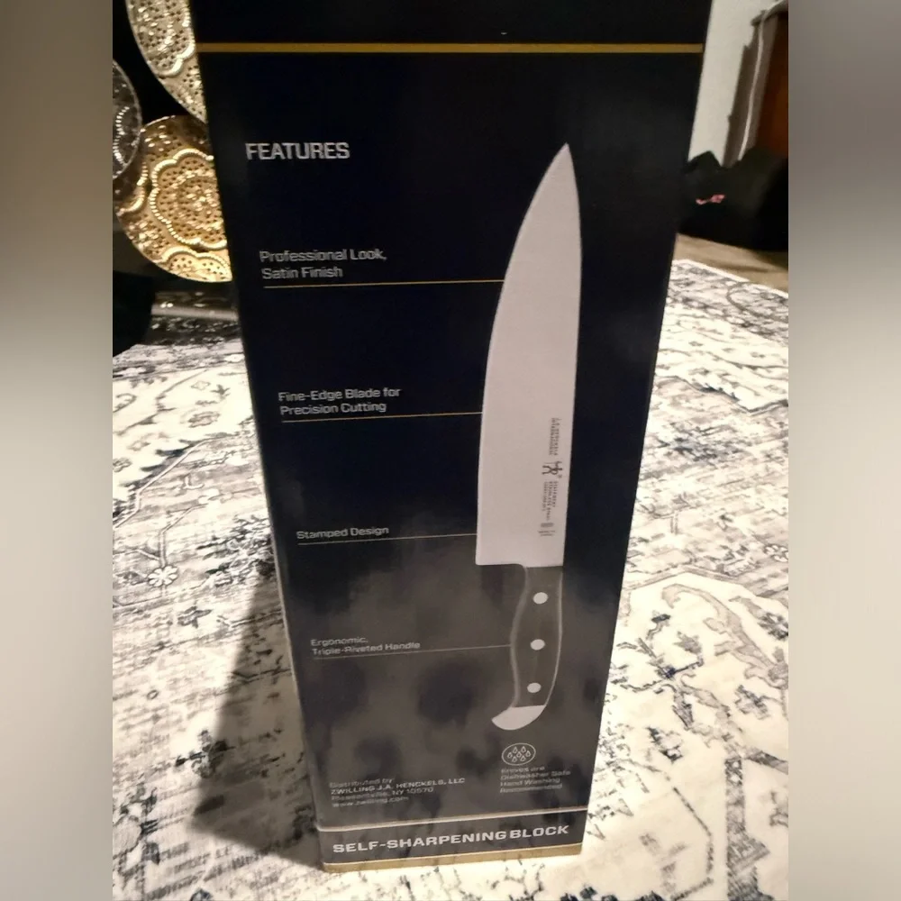Henckels Self Sharpening Statement Fine Edge 7 Piece Knife block Set